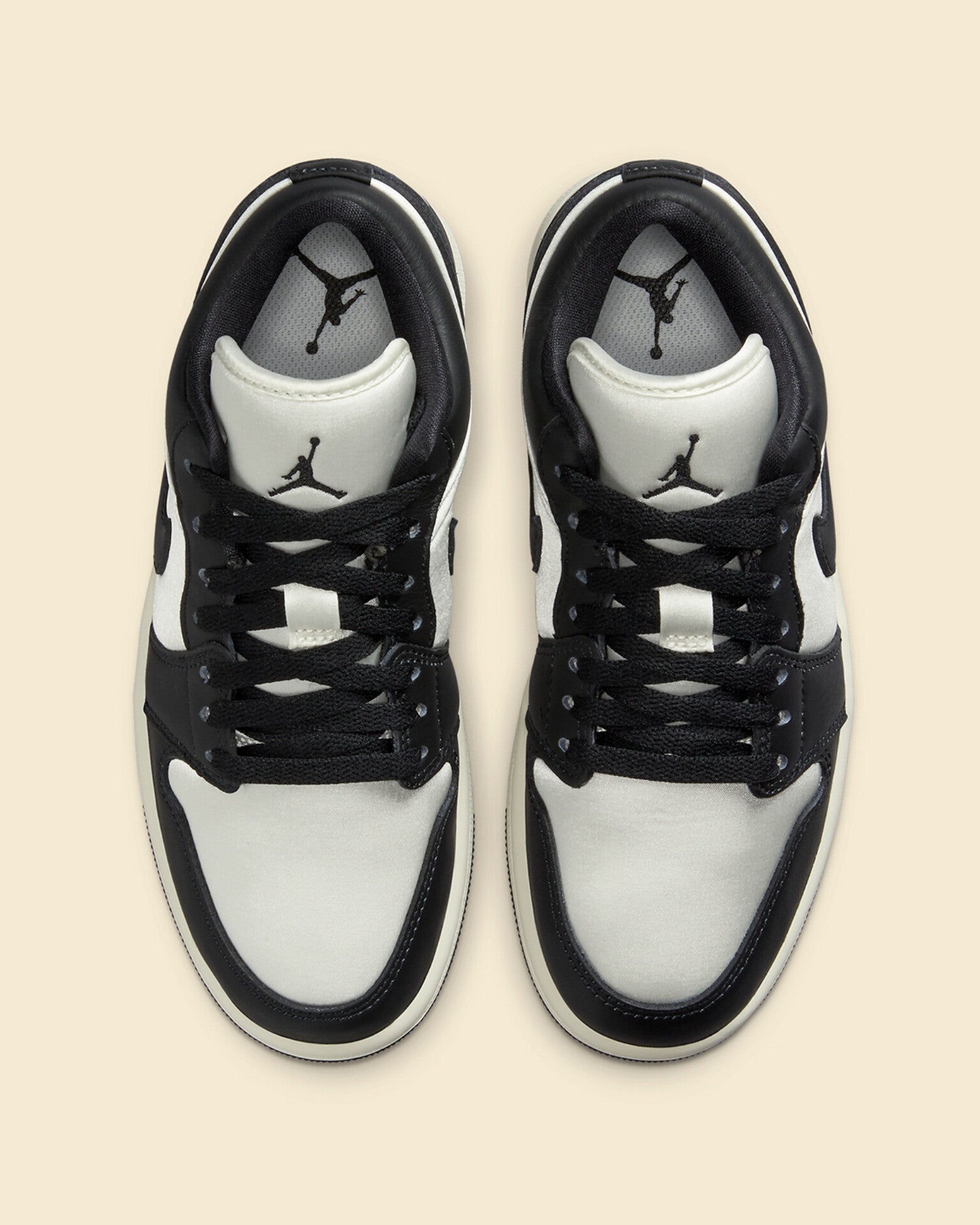 AIR JORDAN RETRO 1 LOW (PANDA)