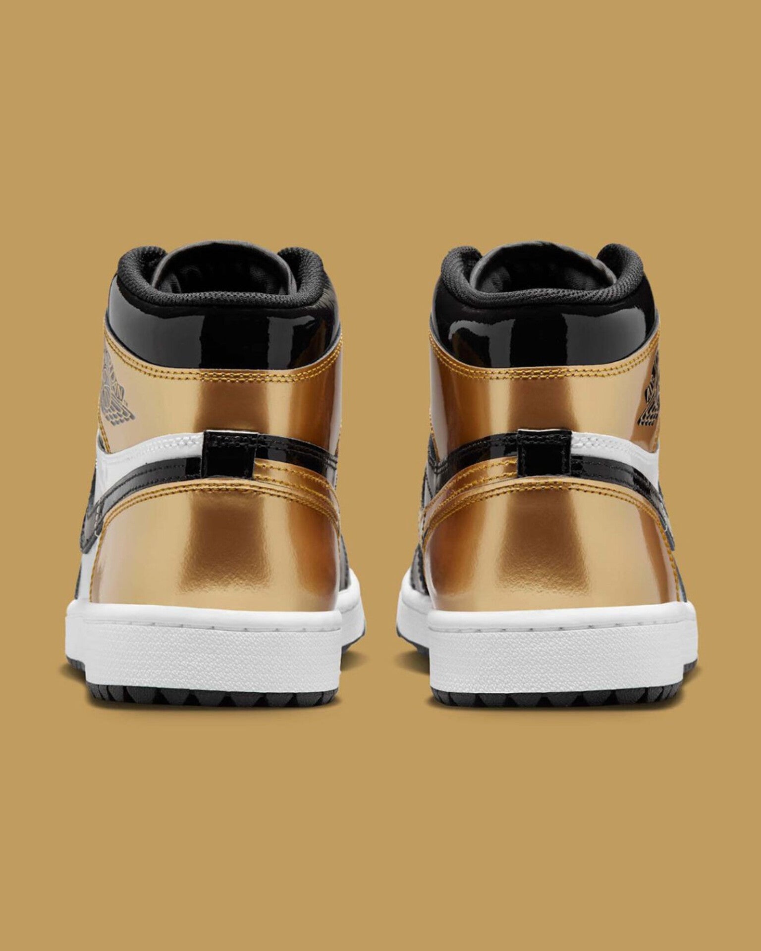 AIR JORDAN RETRO 1 HIGH (GOLDE TOE)