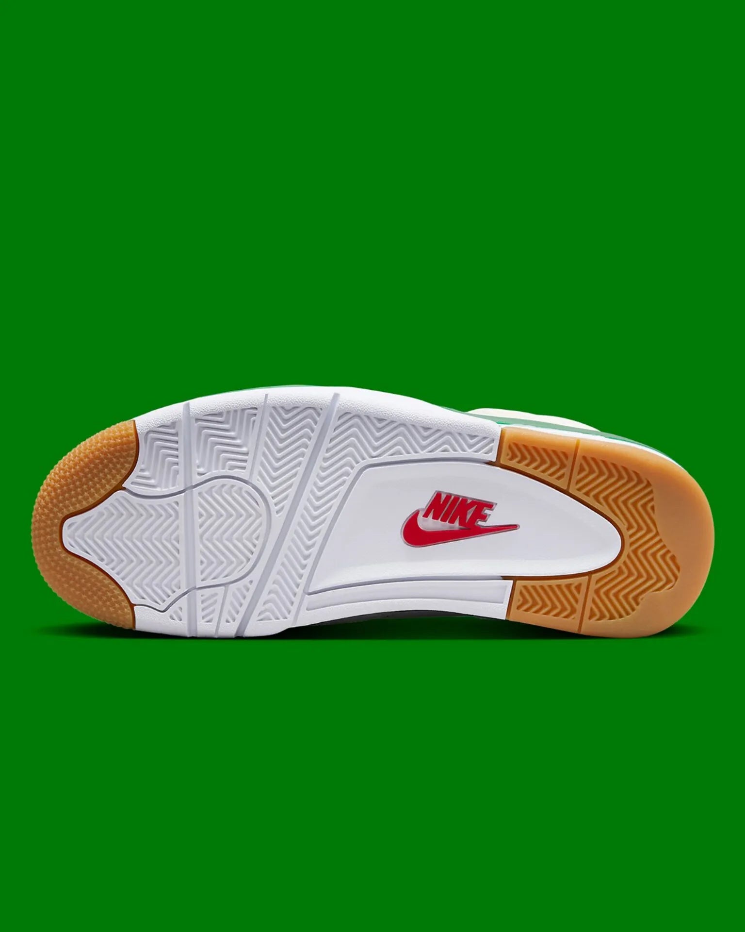 AIR JORDAN RETRO 4 (PINE GREEN)