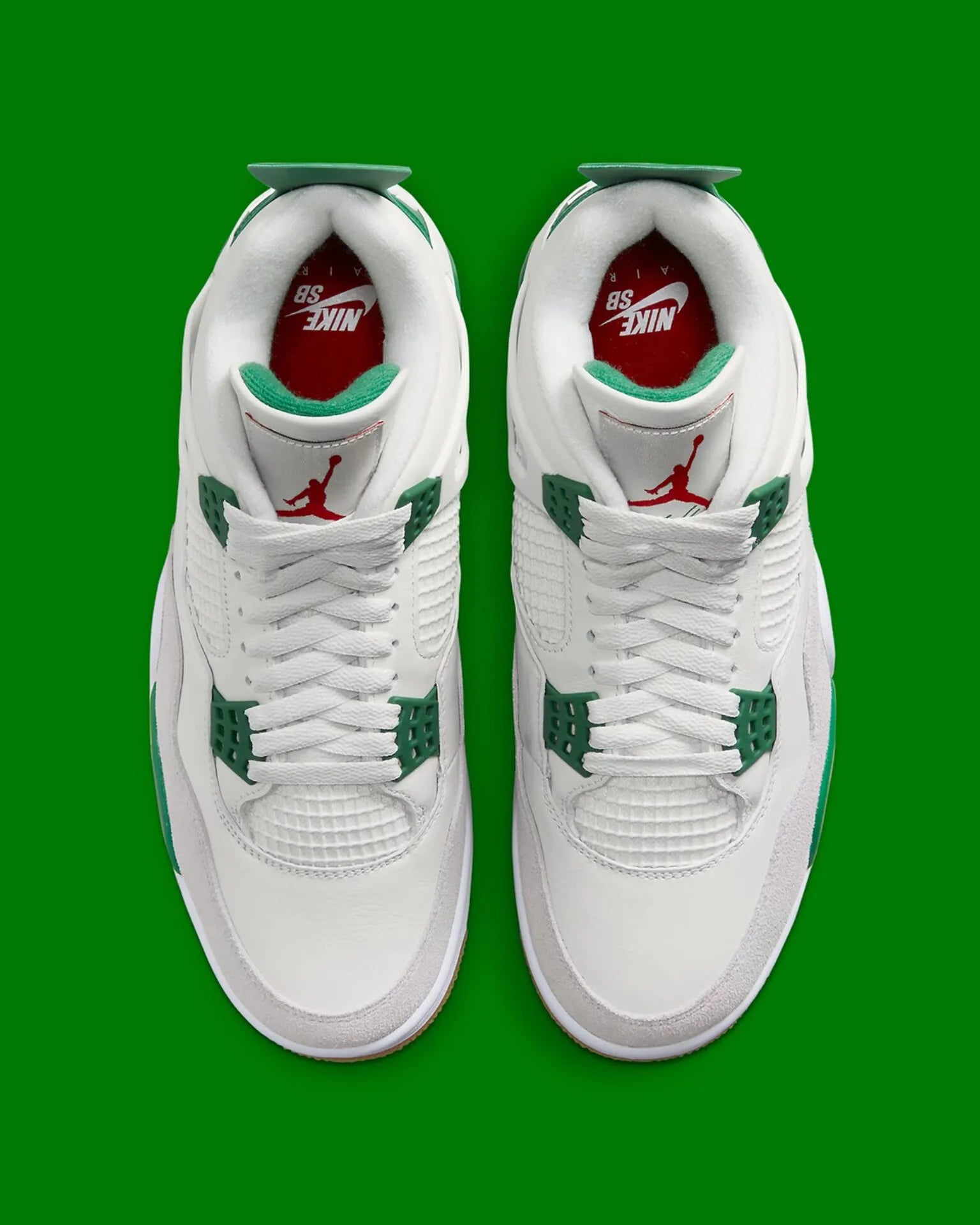 AIR JORDAN RETRO 4 (PINE GREEN)