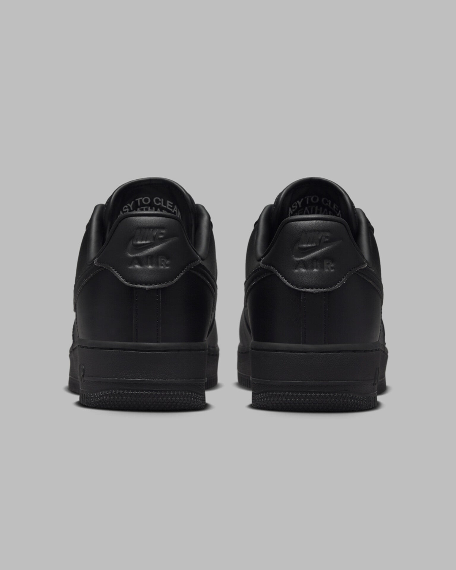 AIR FORCE 1 LOW (BLACK)