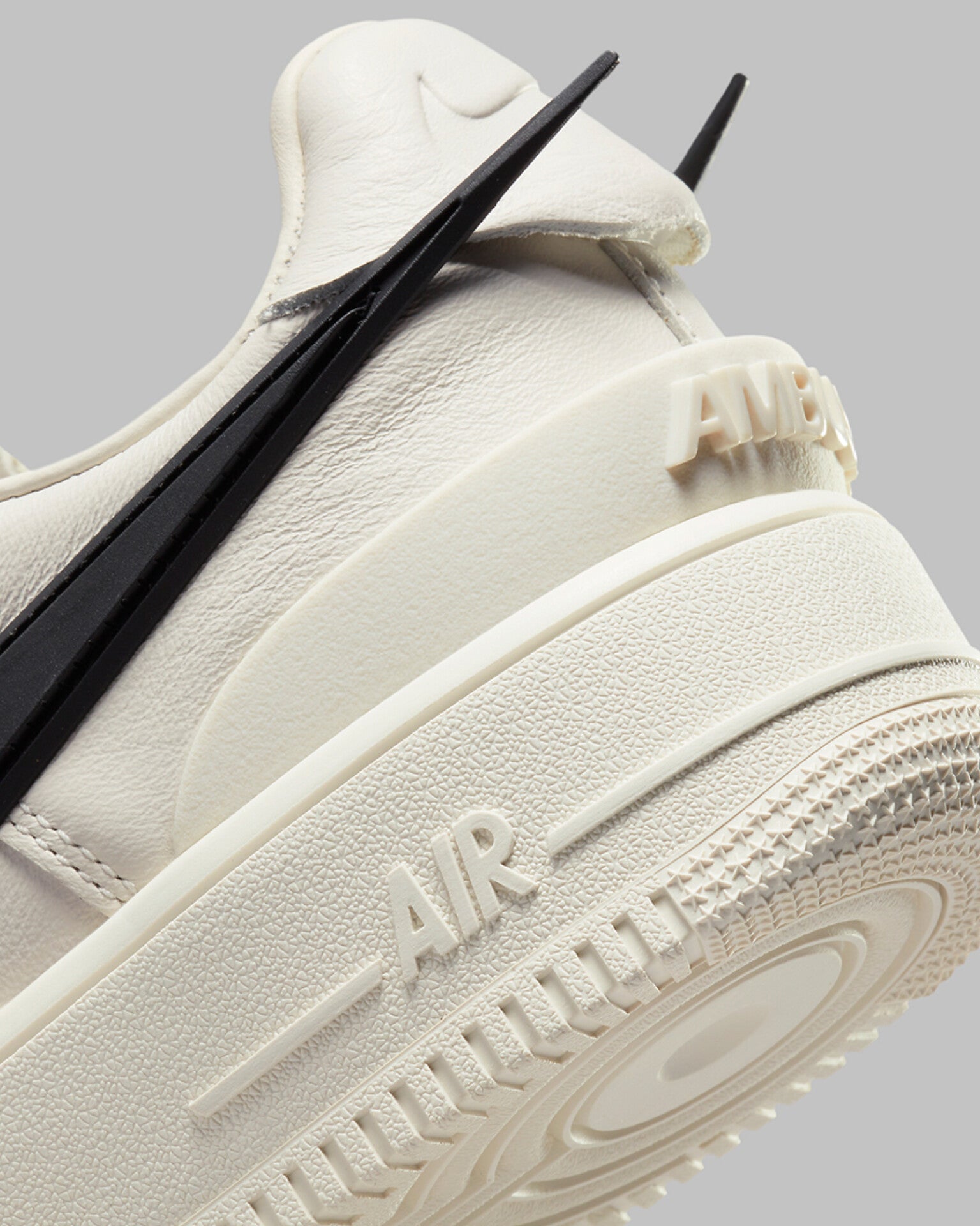 AMBUSH AIR FORCE 1 LOW (PHANTOM)