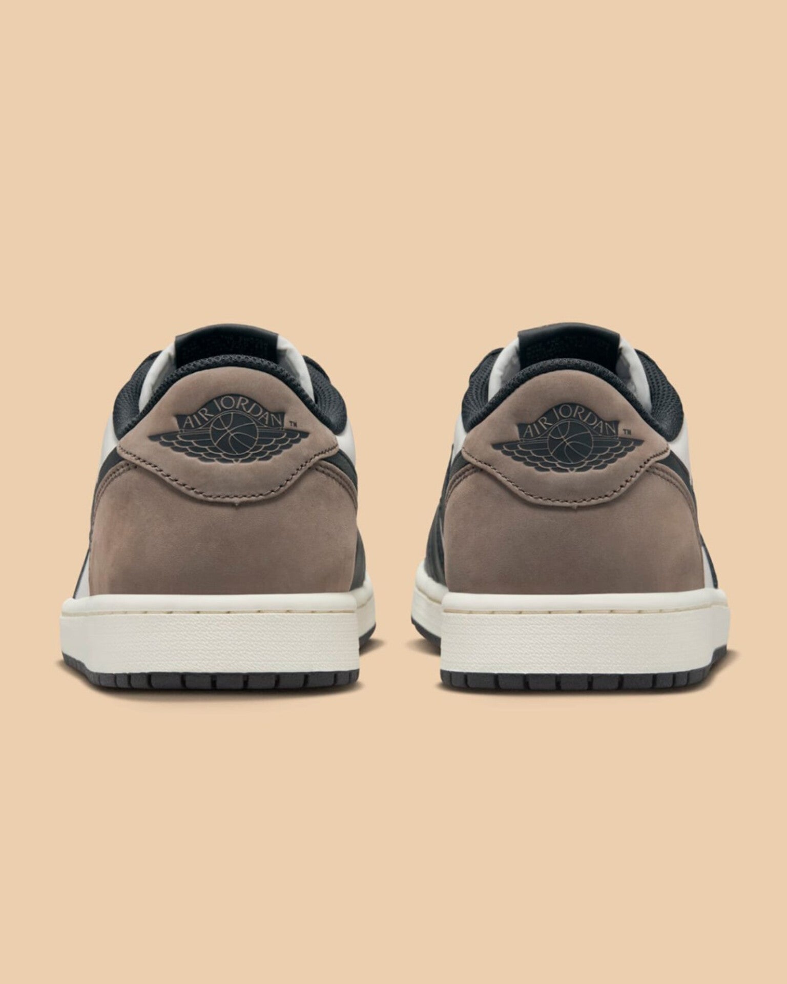 AIR JORDAN RETRO 1 LOW (MOCHA)