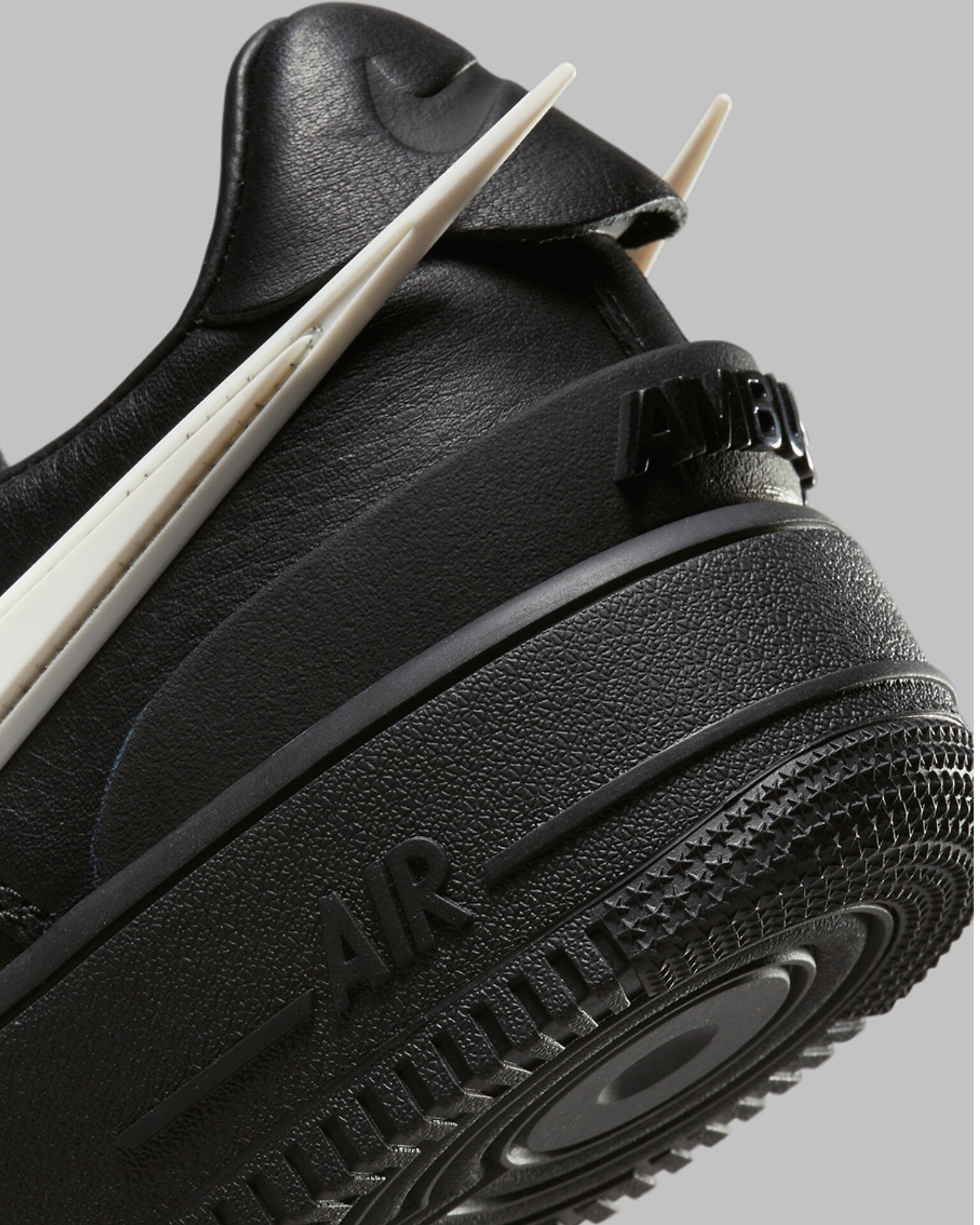 AMBUSH AIR FORCE 1 LOW (PHANTHOM)