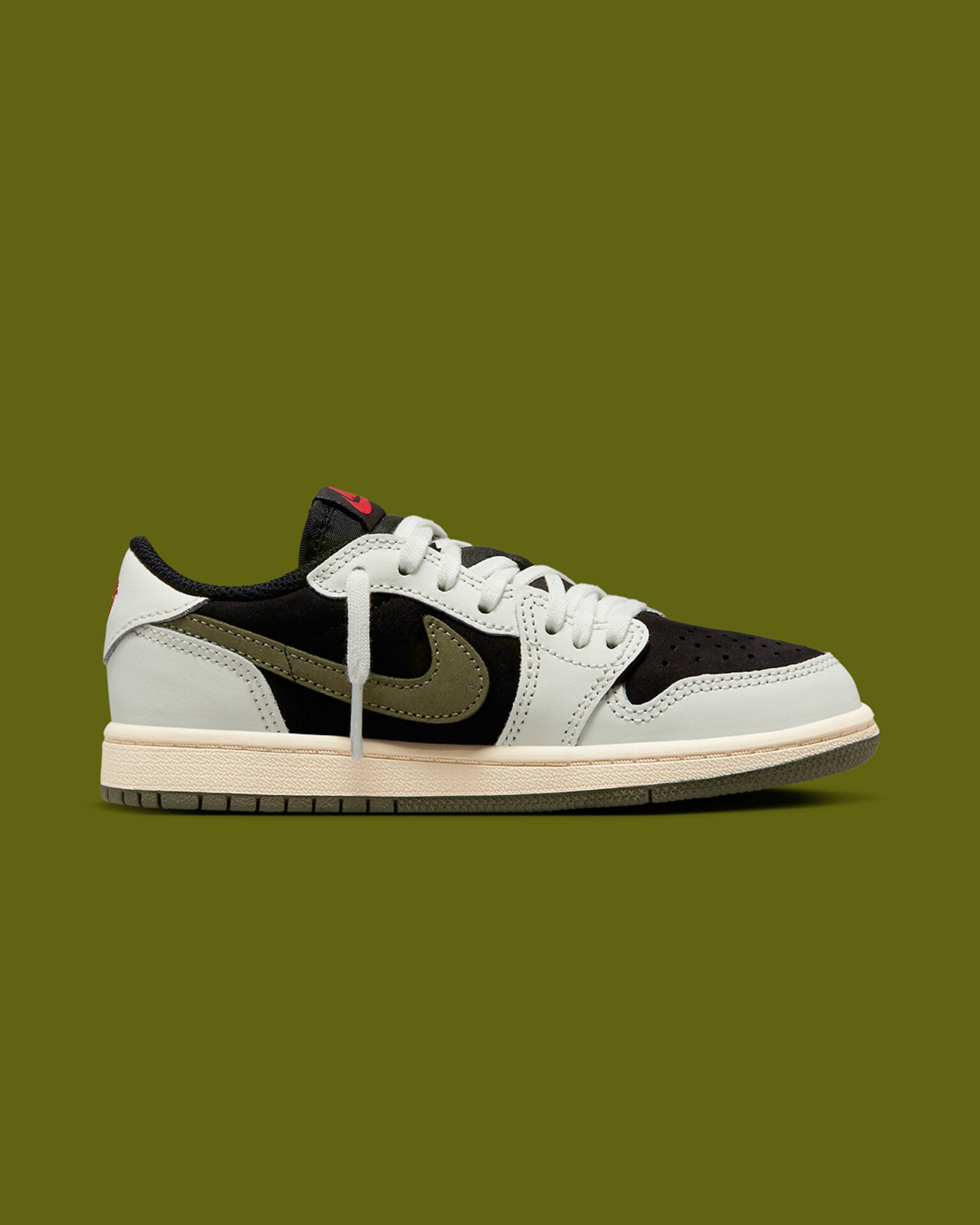 AIR JORDAN 1 LOW T.S  (OLIVE)