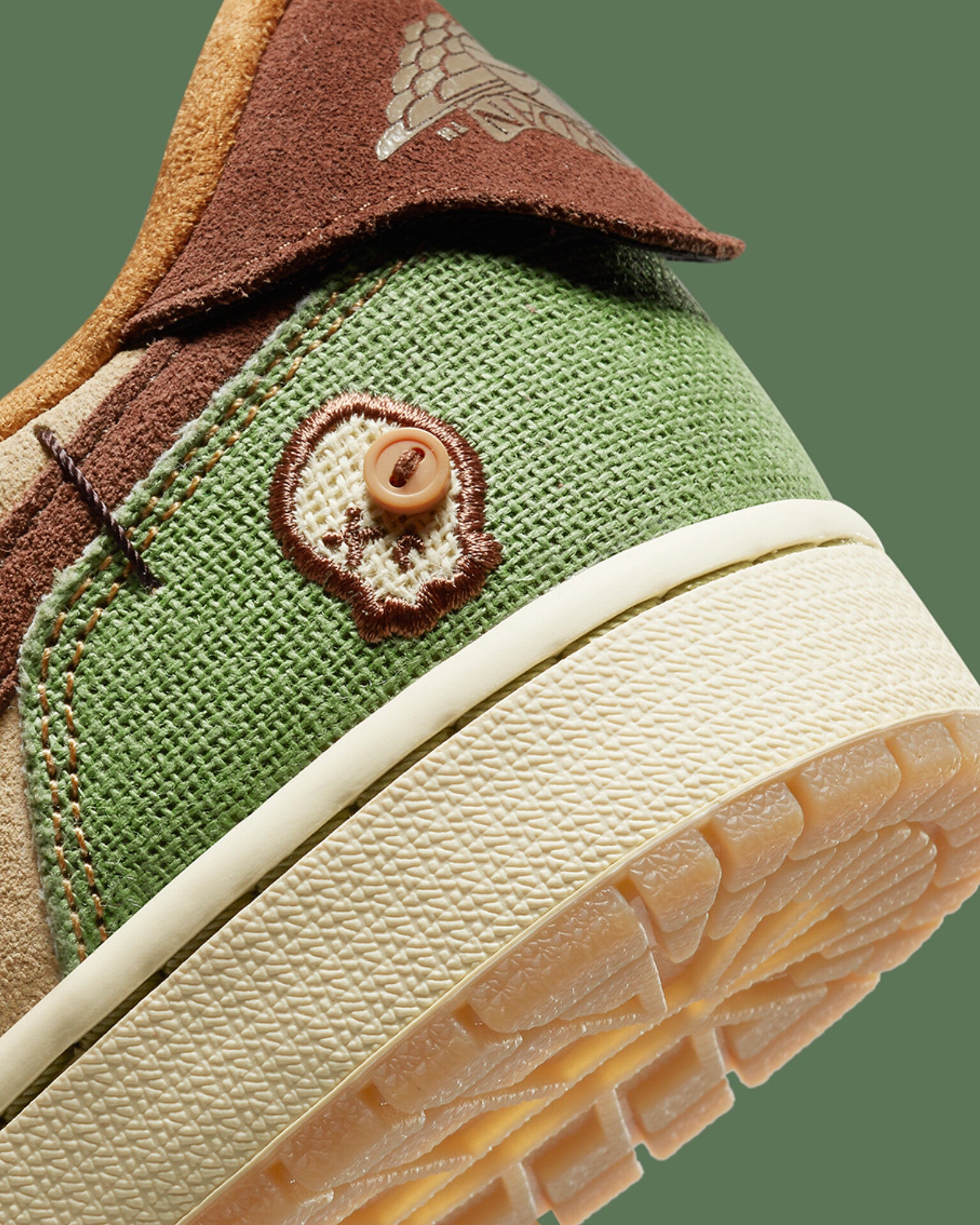 AIR JORDAN RETRO 1 LOW (VOODOO)