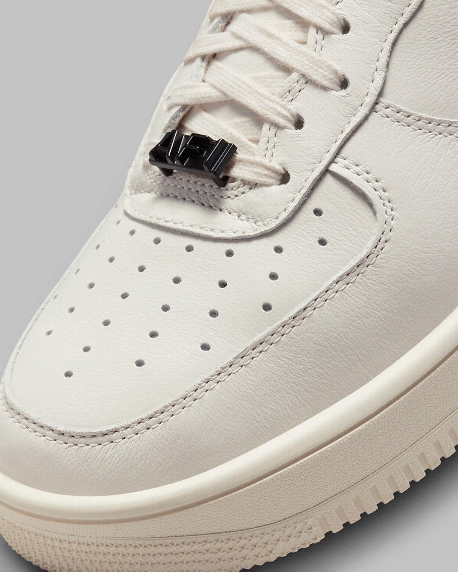 AMBUSH AIR FORCE 1 LOW (PHANTOM)