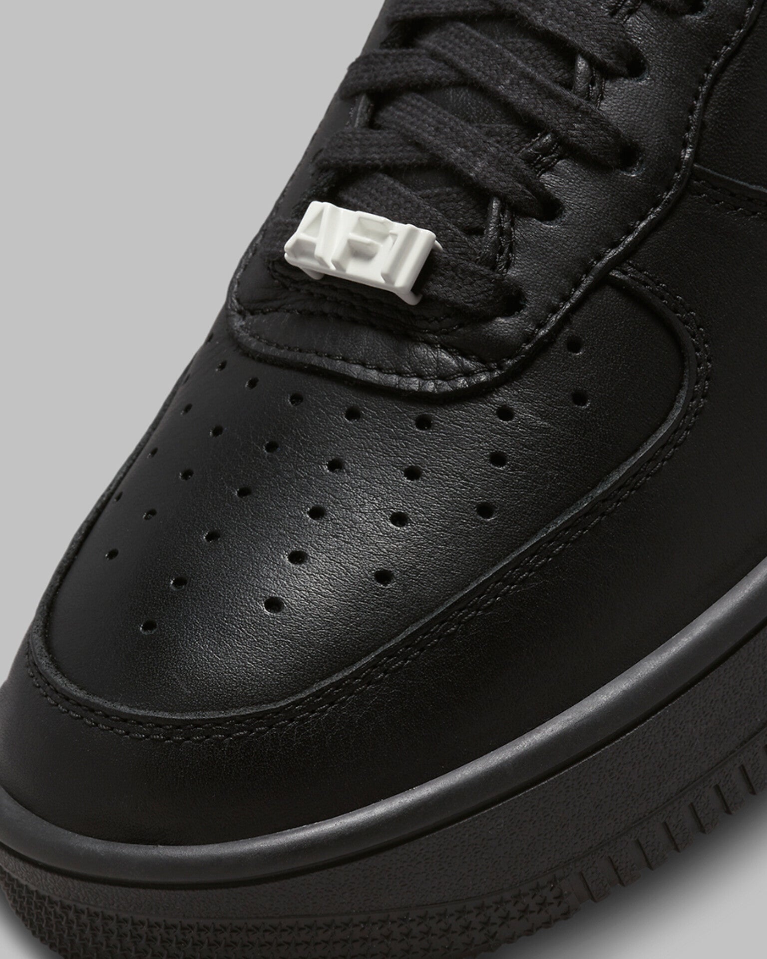 AMBUSH AIR FORCE 1 LOW (PHANTHOM)