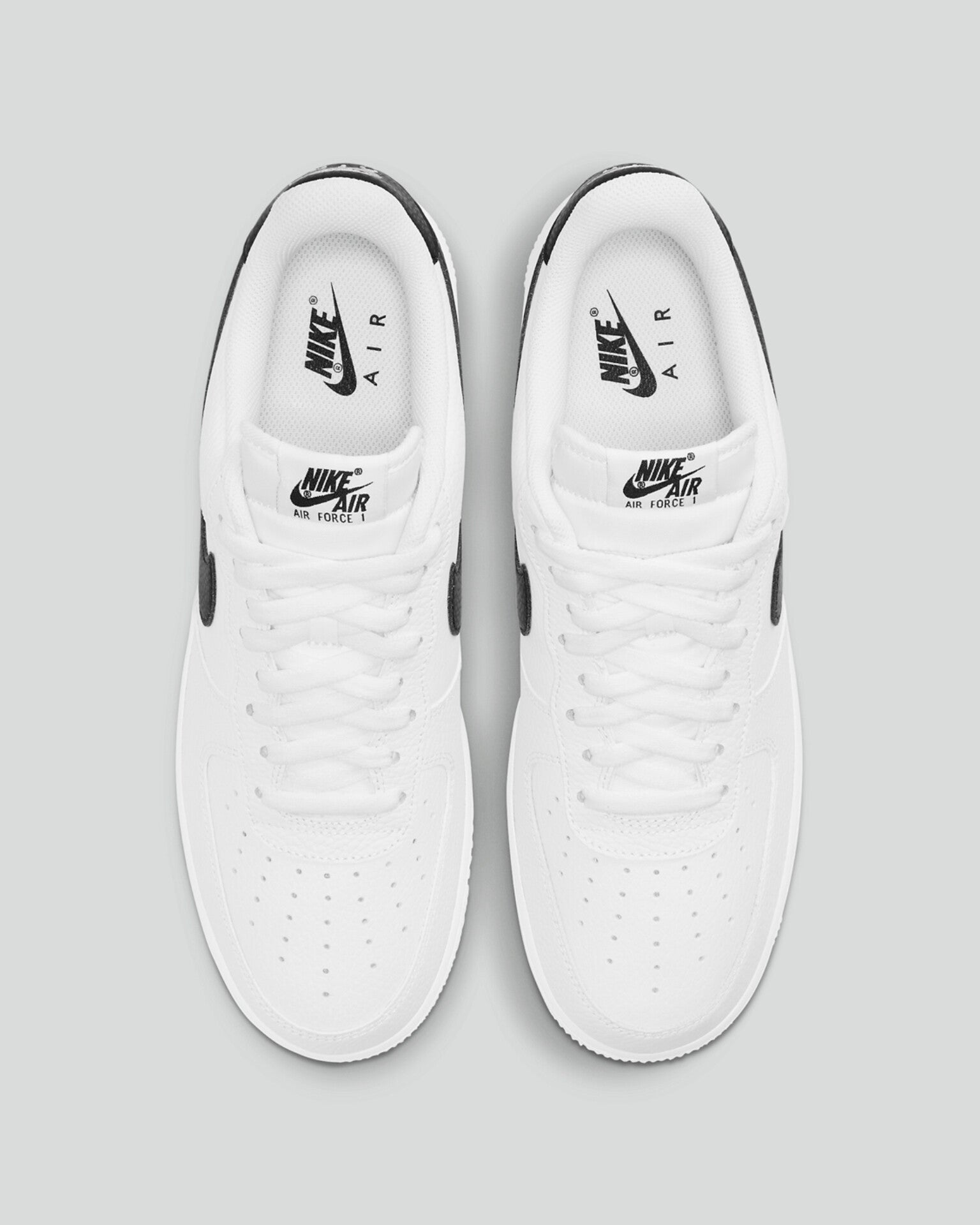 AIR FORCE 1 LOW (WHITE/BLACK)