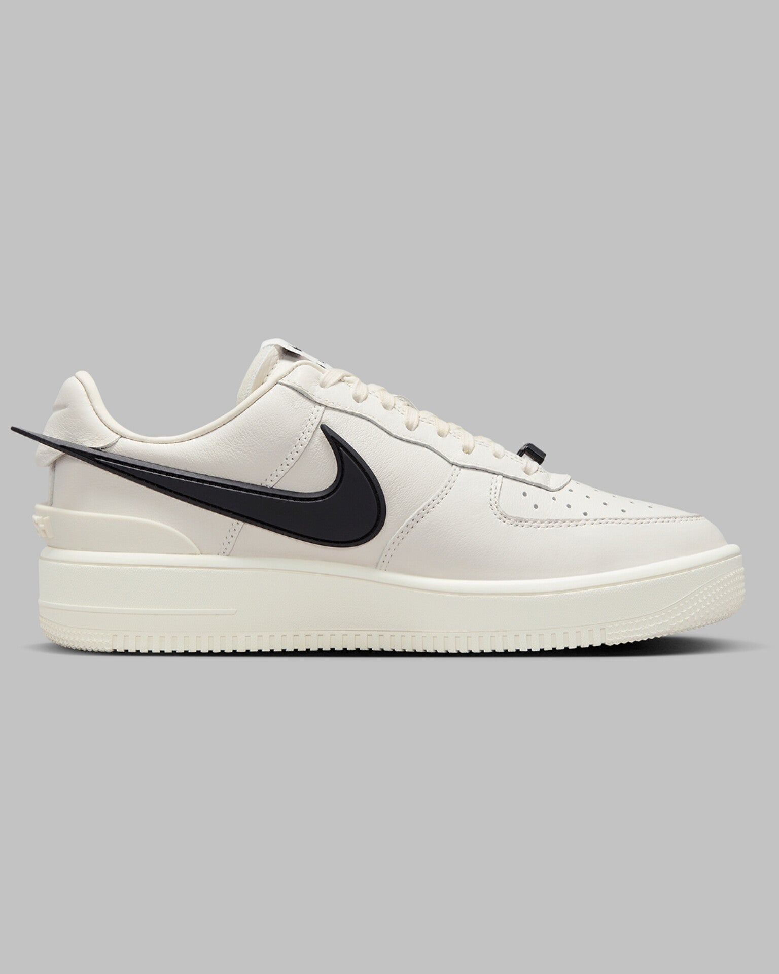 AMBUSH AIR FORCE 1 LOW (PHANTOM)