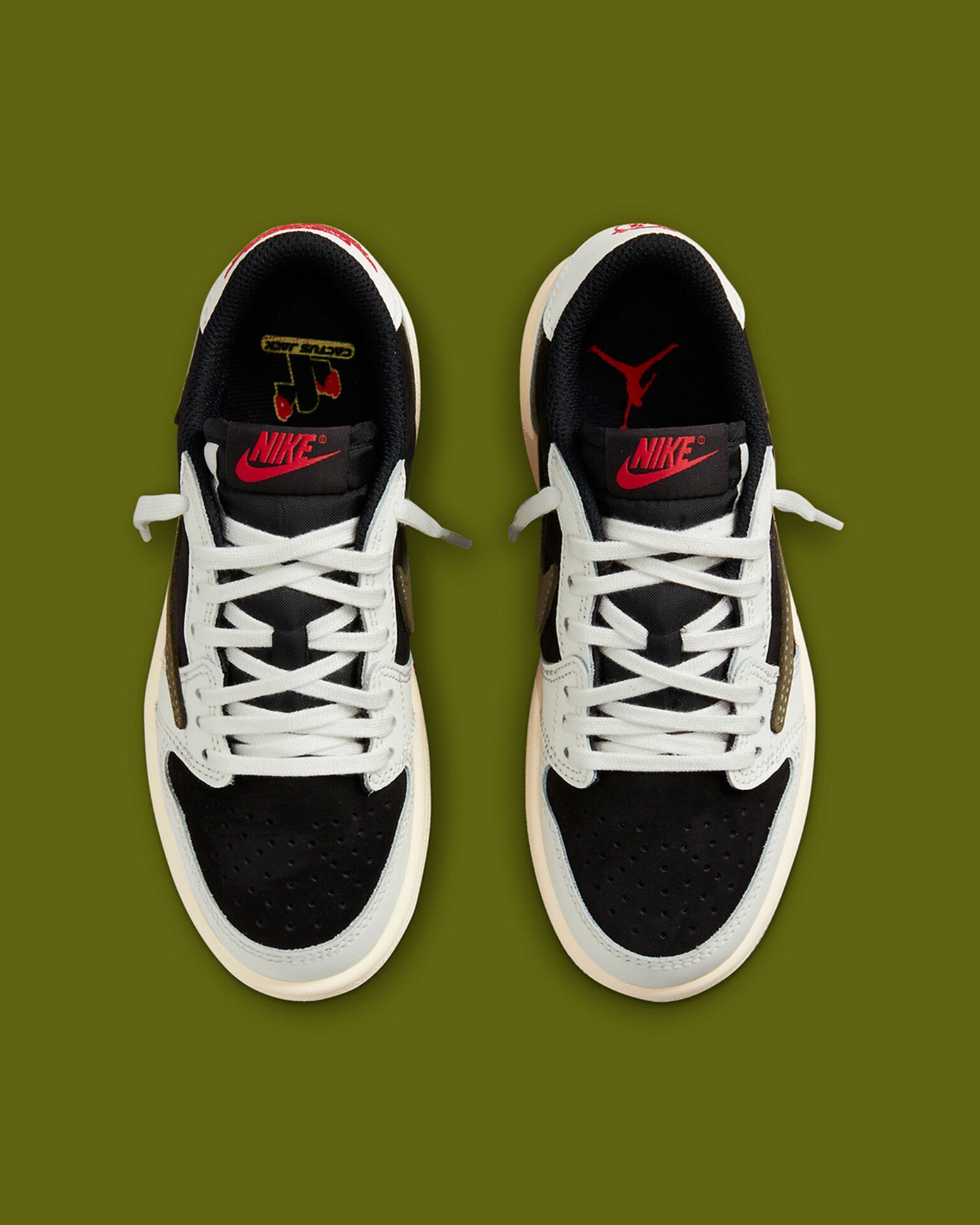 AIR JORDAN 1 LOW T.S  (OLIVE)