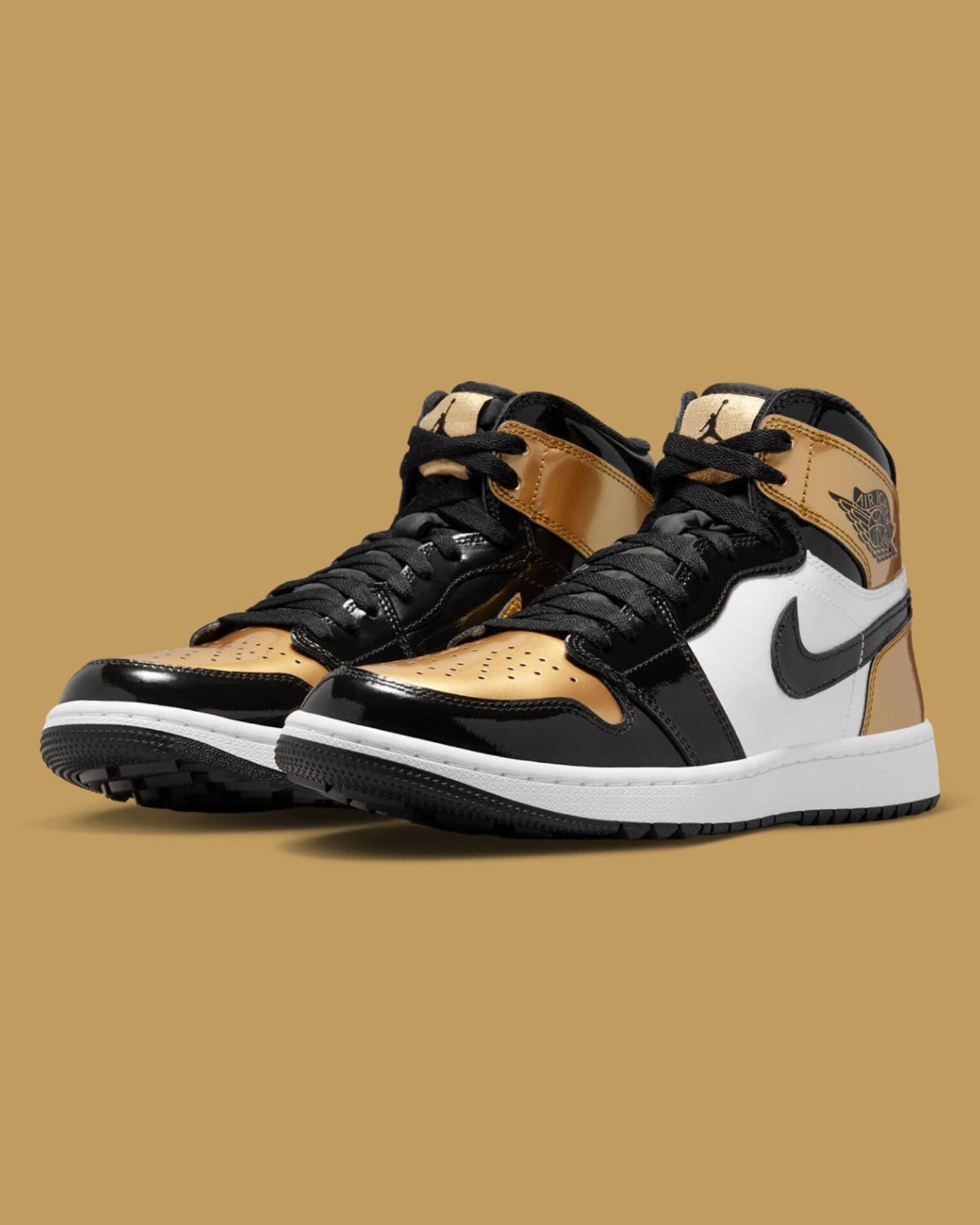 AIR JORDAN RETRO 1 HIGH (GOLDE TOE)