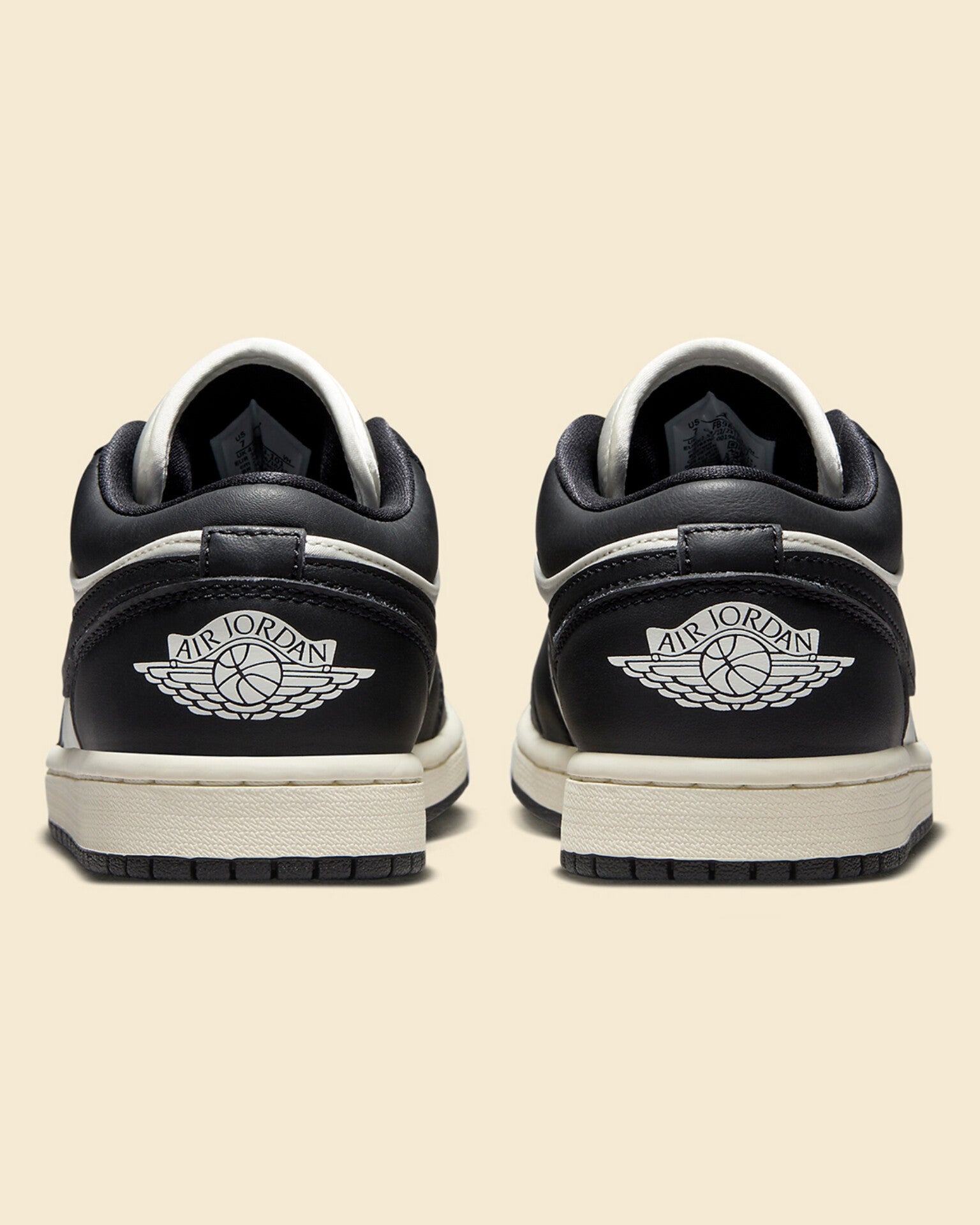 AIR JORDAN RETRO 1 LOW (PANDA)